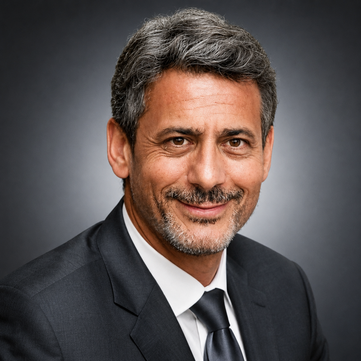 Dr Gil Goncalves 